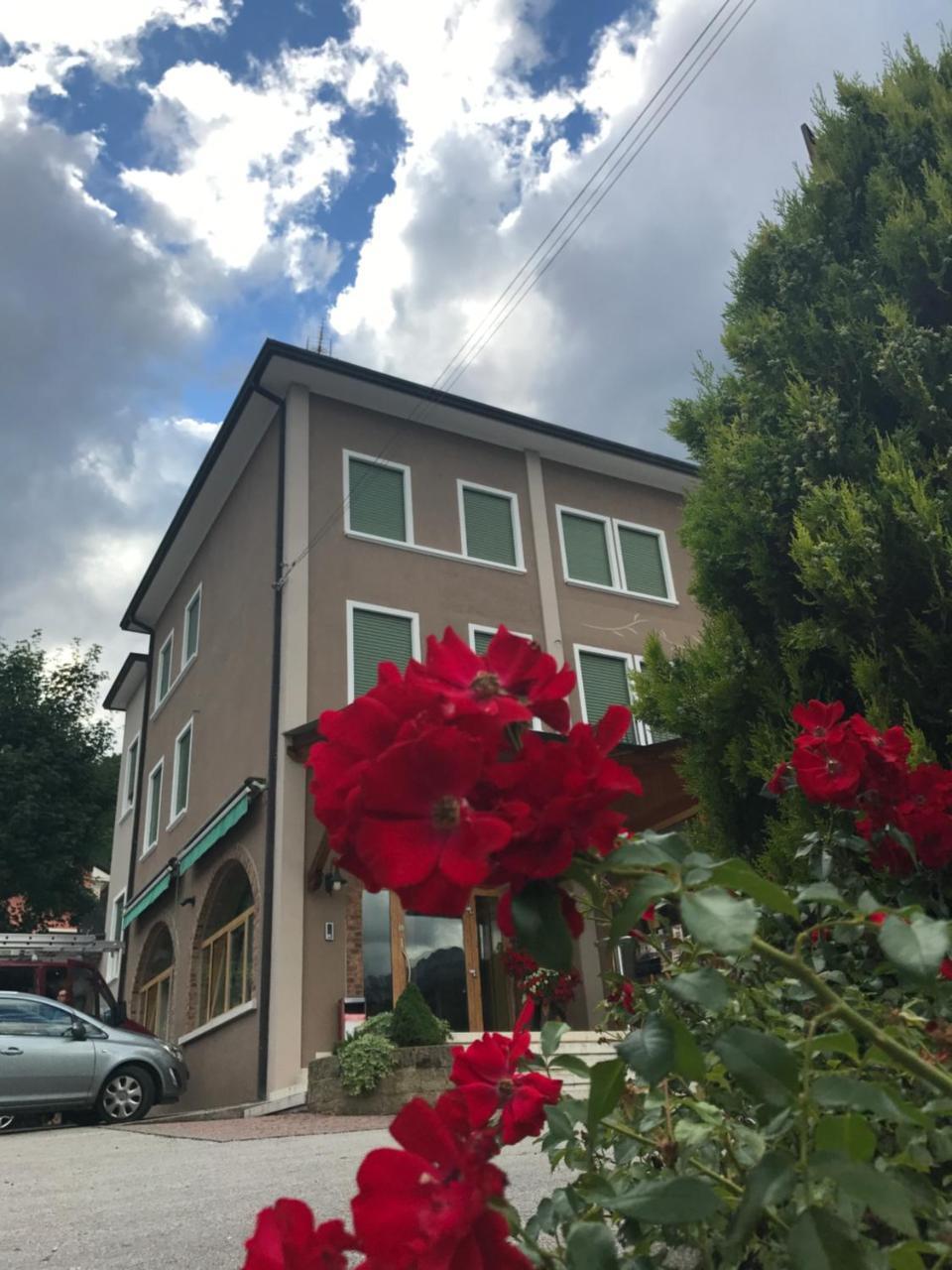 Hotel Carla Failela Valli del Pasubio Exteriér fotografie